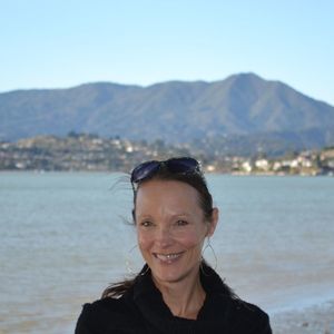 Meet your Posher, Lynda